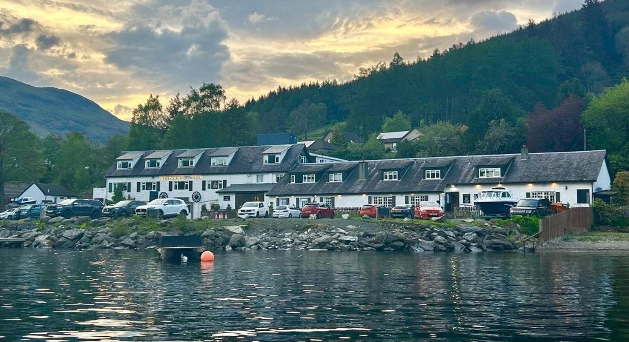 The Clachan Hotel, Lochearnhead Exterior photo